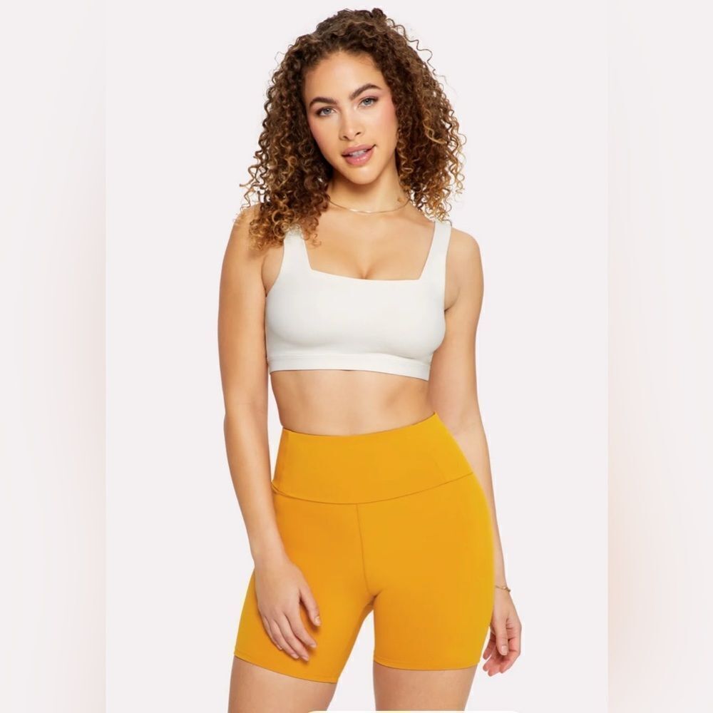 Yitty ULTRALIFT BOOTYSCULPT SHORT, MANUKA HONEY, NEW with tags, Medium